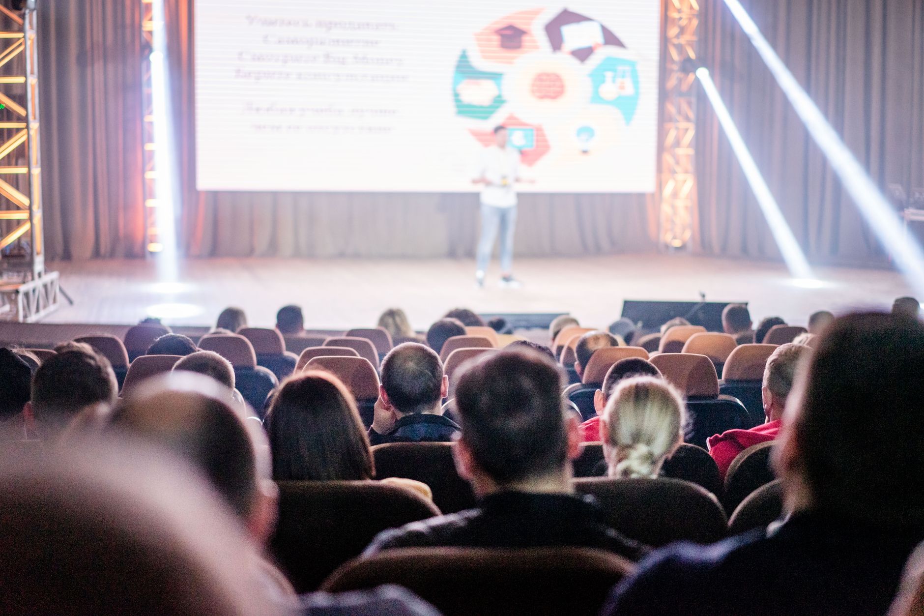 EFRAG Releases Summary Report on SME Voluntary Sustainability Standard Outreach Event